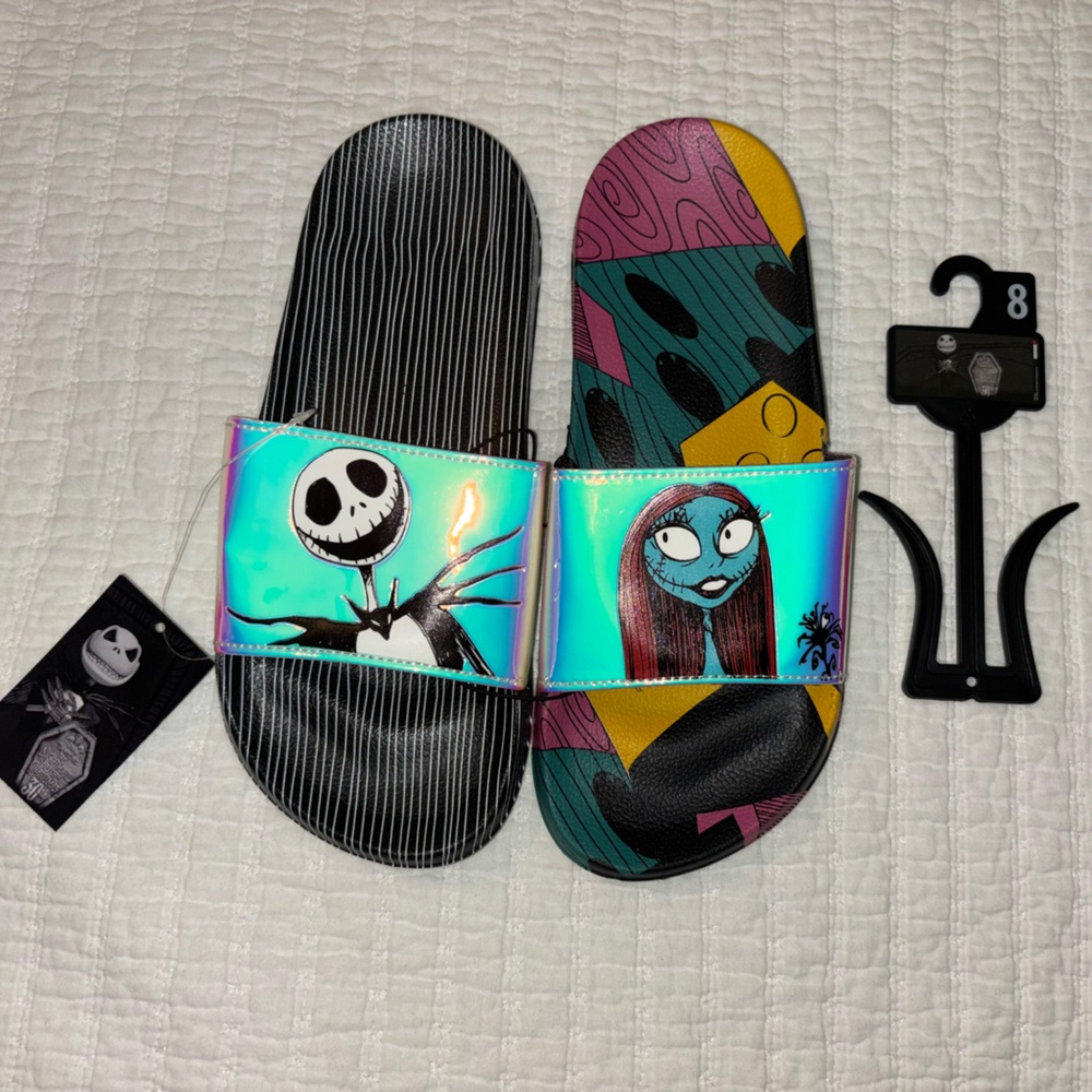 NWT Womens Nightmare Before Christmas Jack and Sally Sandals Slides Size 8